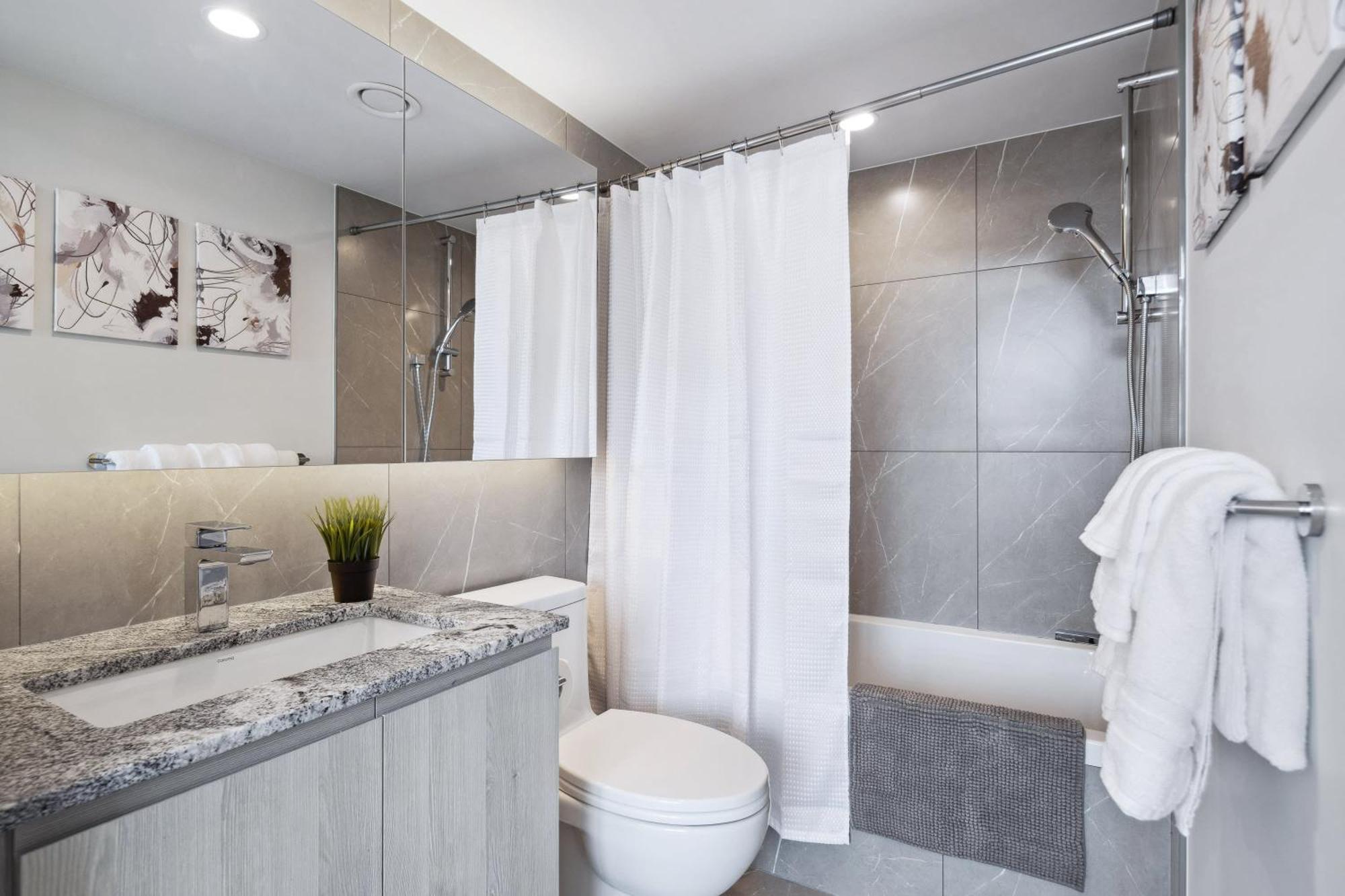 Brand New City Apt In Downtown וונקובר מראה חיצוני תמונה